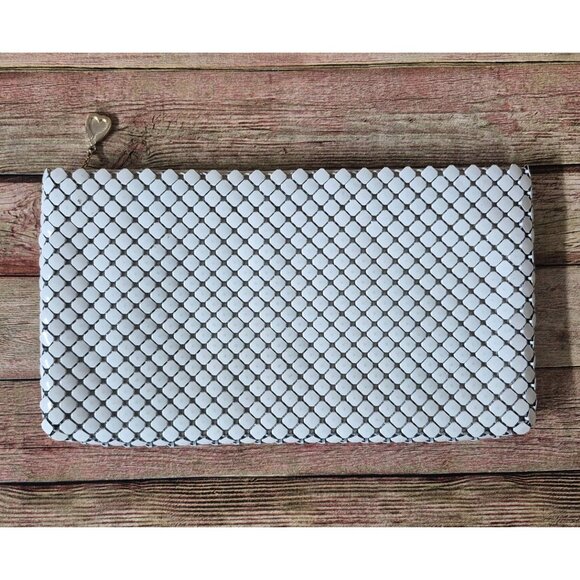 Vintage Whiting and Davis Metal White Mesh Clutch Purse Classic Classy Clean - Picture 4 of 5